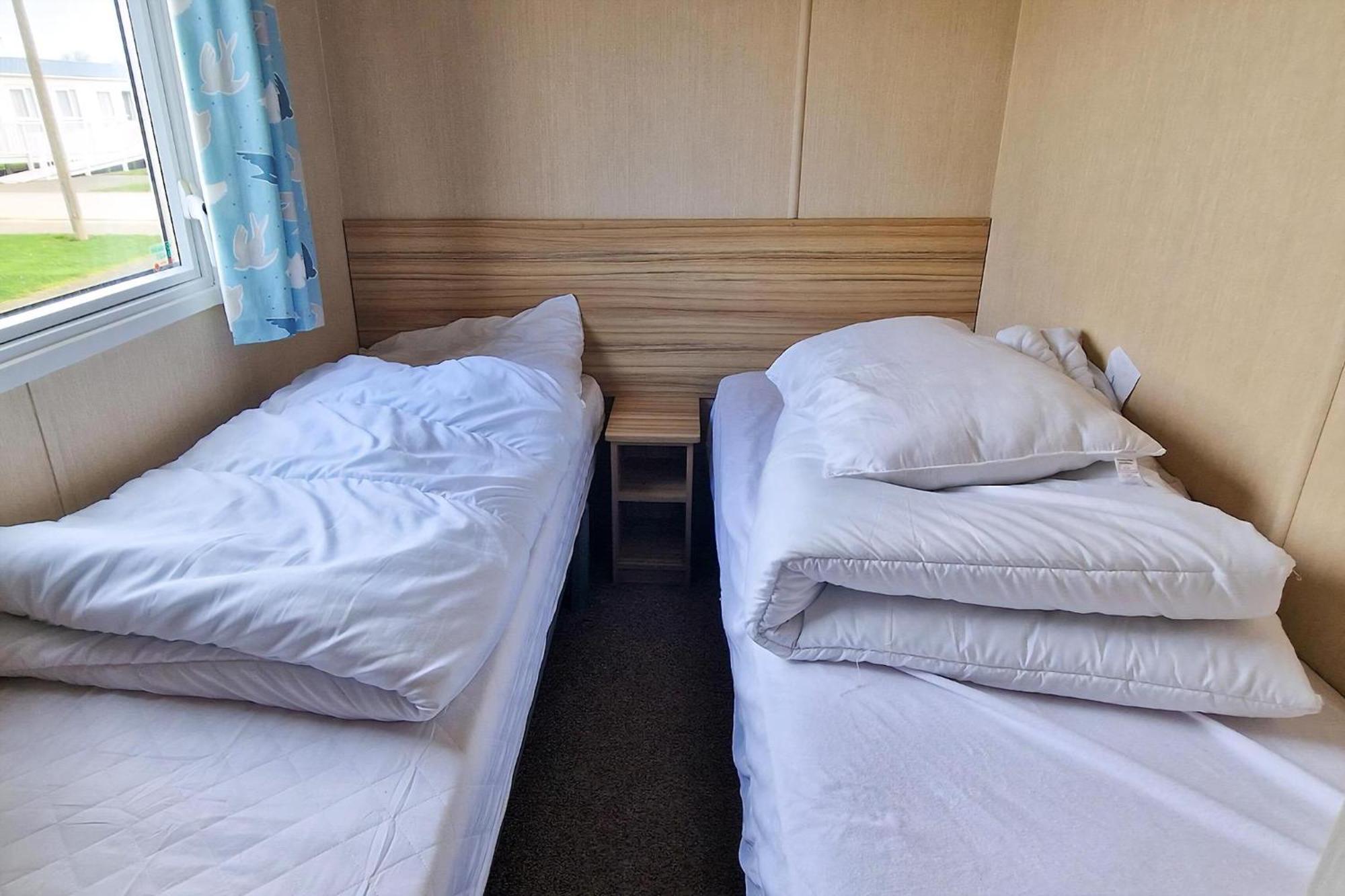 8 Berth Caravan For Hire At Manor Park Near To A Great Beach Ref 23041C 亨斯坦顿 外观 照片