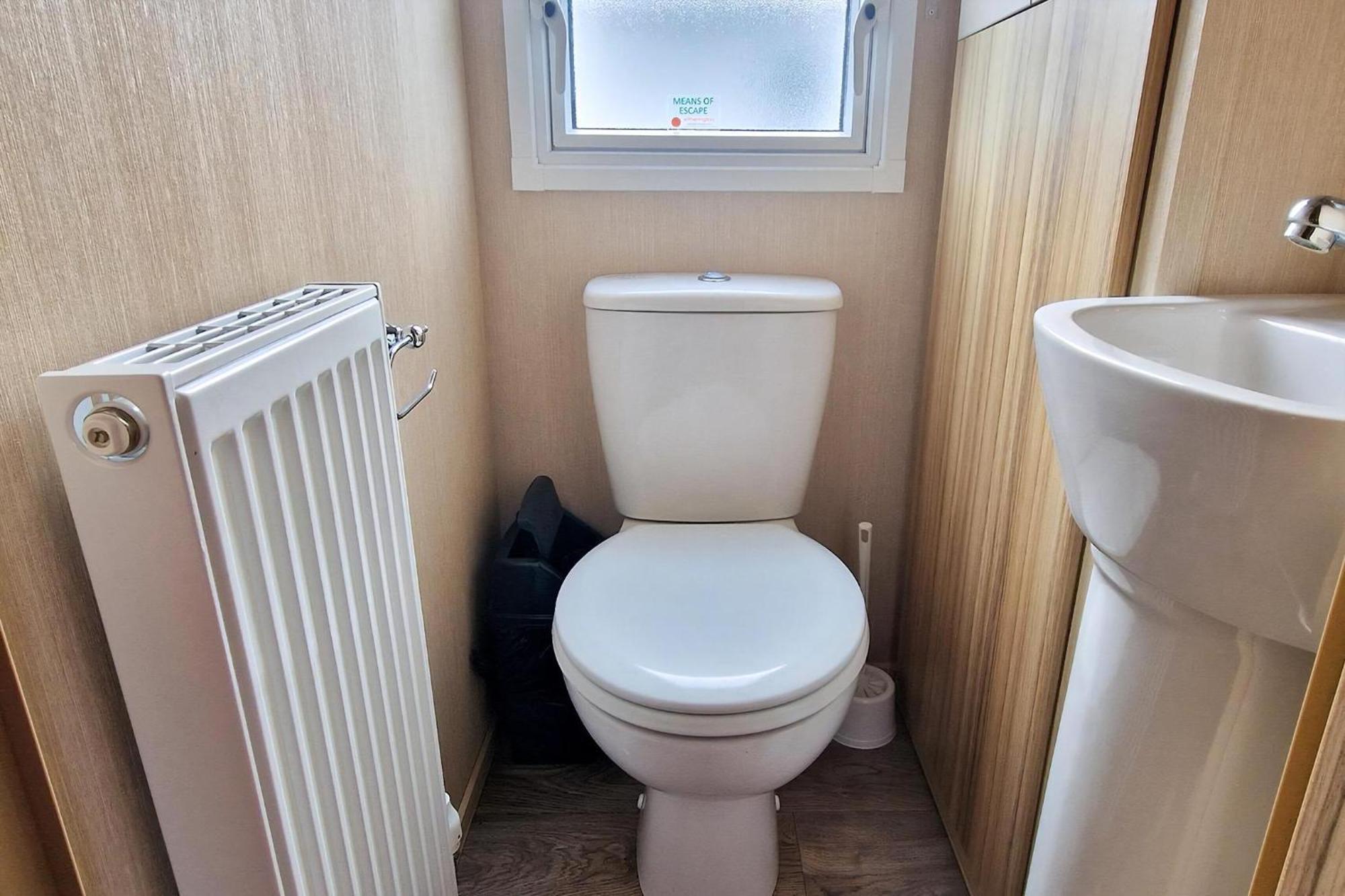 8 Berth Caravan For Hire At Manor Park Near To A Great Beach Ref 23041C 亨斯坦顿 外观 照片