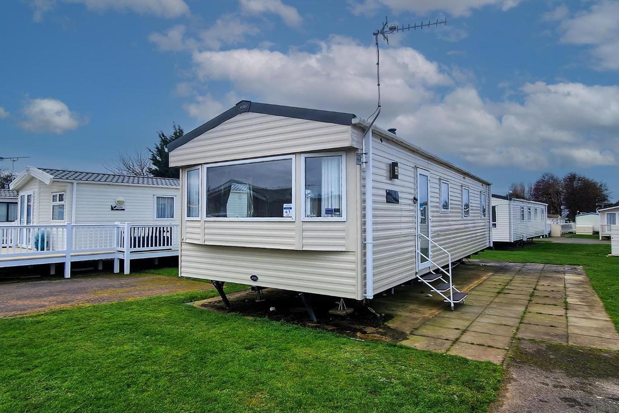 8 Berth Caravan For Hire At Manor Park Near To A Great Beach Ref 23041C 亨斯坦顿 外观 照片